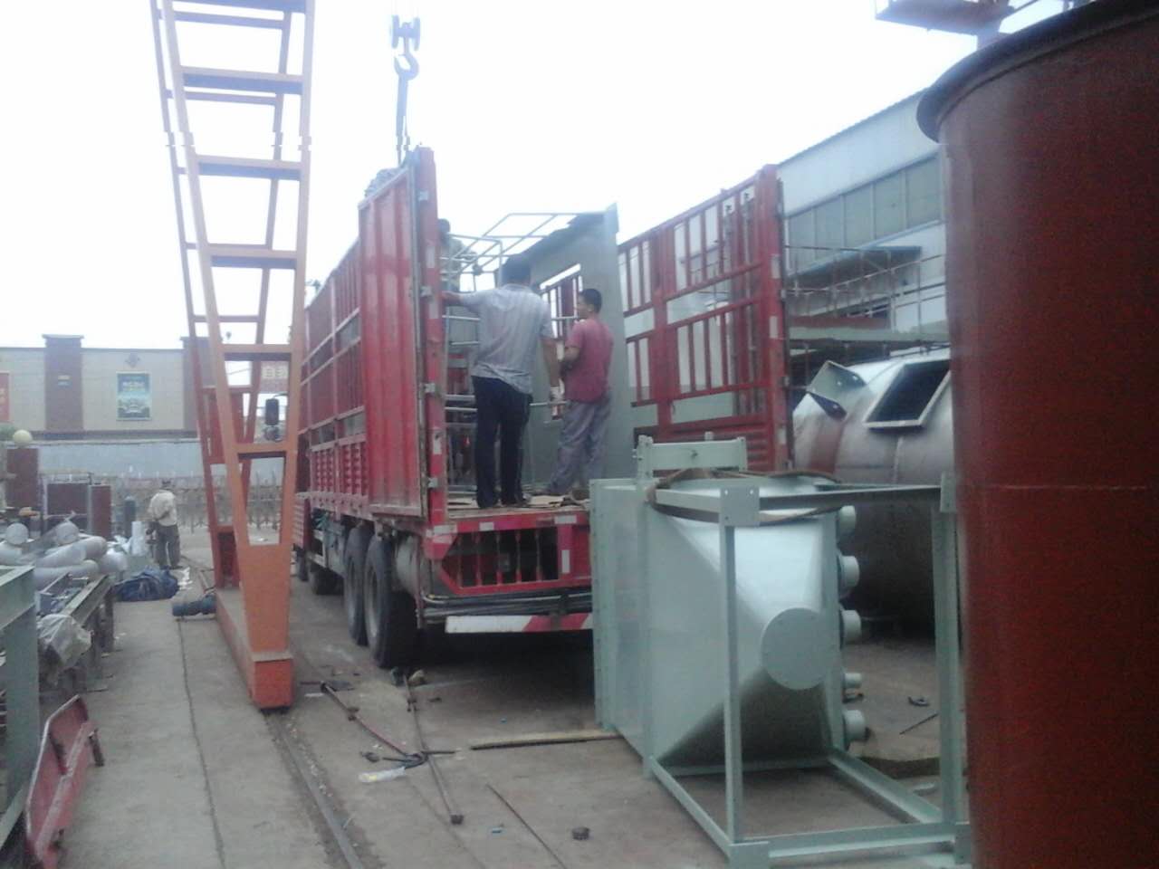 整裝待發的全自動包裝機